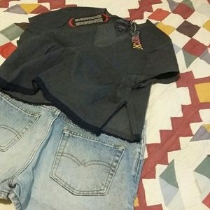 Levis shorts and top